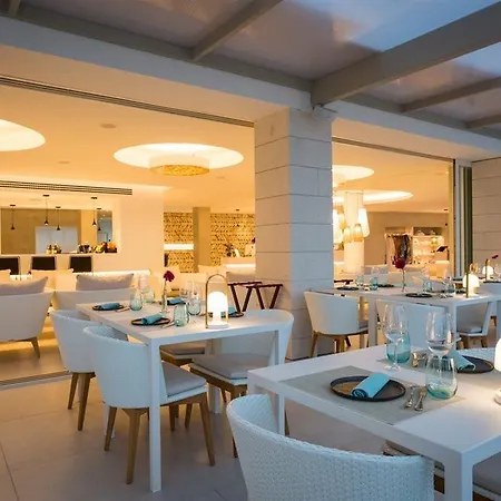 Hotel One Ibiza 5*