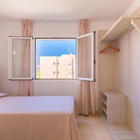 Avenida - Mc * Ibiza