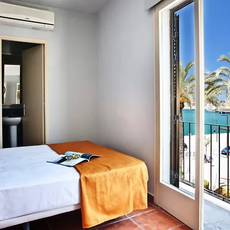 Hotel Ryans La Marina (adults Only)