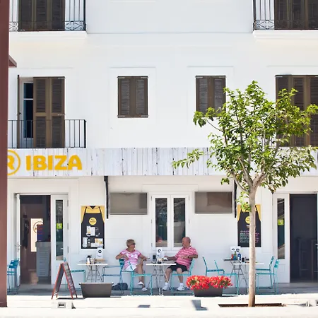 Ryans La Marina (adults Only)
