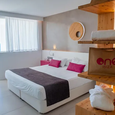 One Ibiza 5*