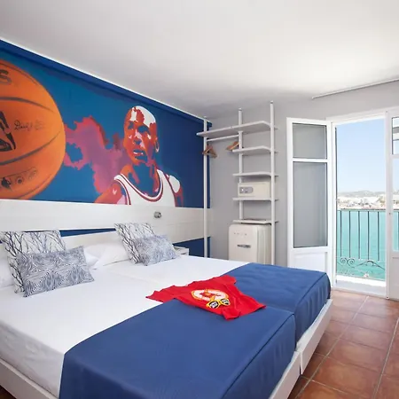 Hotel Ryans La Marina (adults Only) 3*