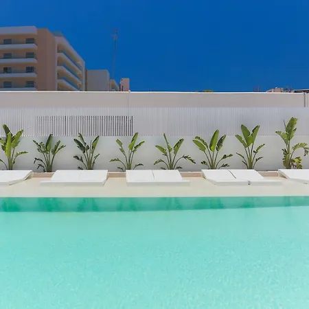 White - Adults Only Aparthotel