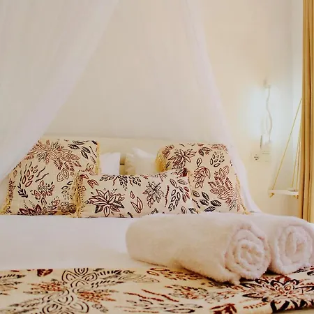 Casa Klod Holiday home *