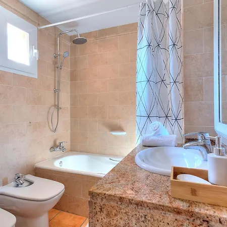 Can Ban Holiday home *