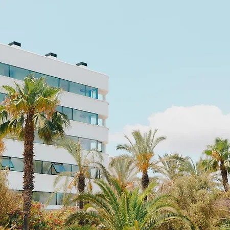 Hotel Pacha