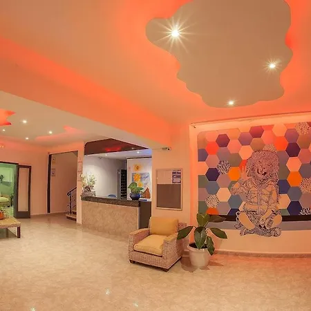 Hotell Play - Adults Only