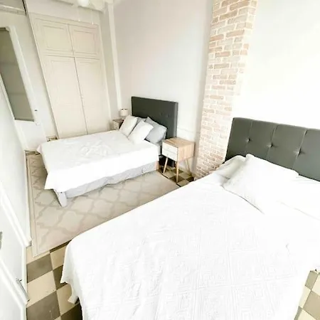 Port Amazing View Apartment *