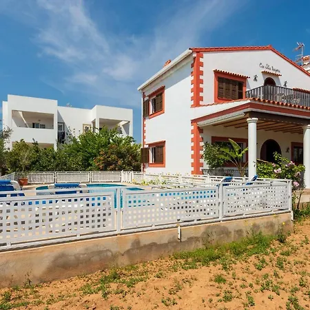 Tortugas, 5 Min Ibiza