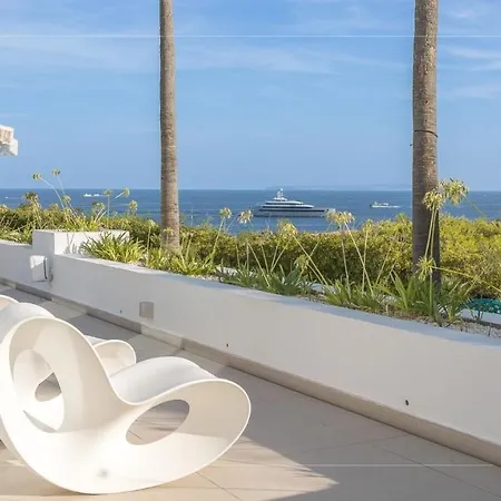 Wave Villa