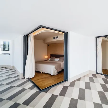 Hotel Pacha