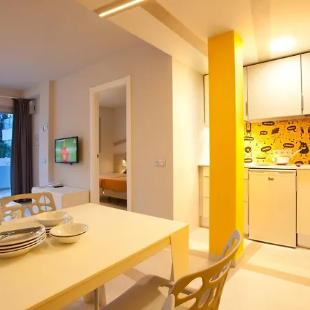 Aparthotel Ryans - Only Adults 3*