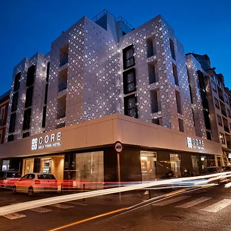 Oaks Hotel