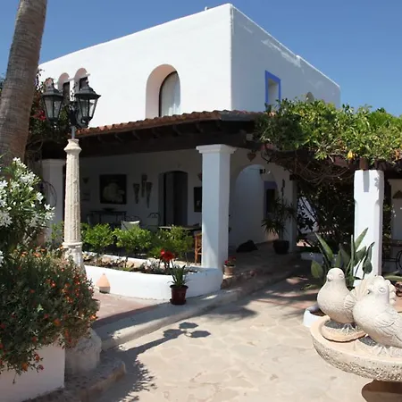 La Finca Hotel