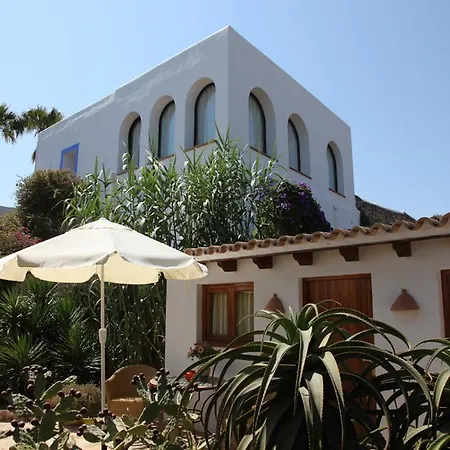 La Finca Hotel *