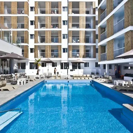 Ryans - Only Adults Aparthotel Ibiza Town