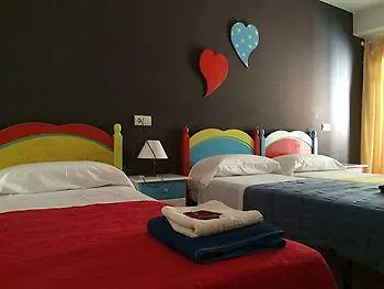 Hotel Colours *