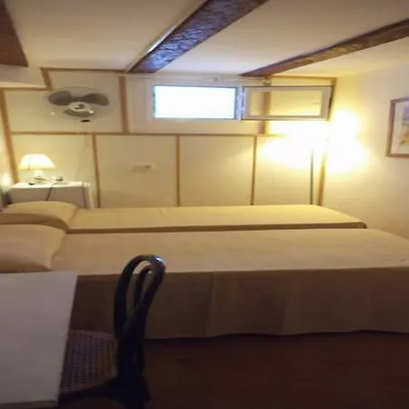 Affittacamere Casa De Huespedes La Pena Ibiza città