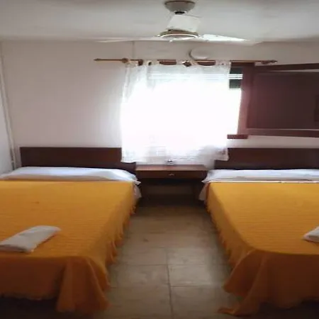 Affittacamere Casa De Huespedes La Pena