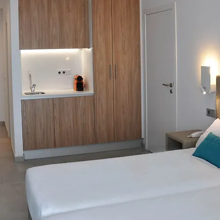 B-llobet Sun & Confort Hotel