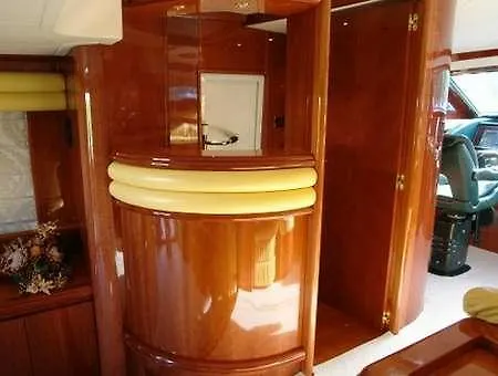 Botel Divina Ibiza Town