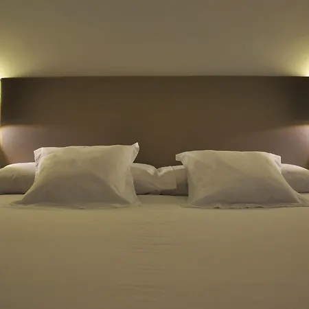 Hotel B-llobet Sun & Confort