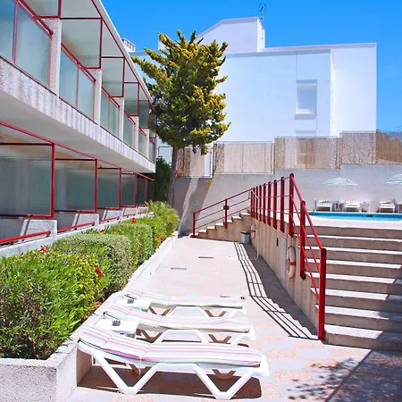 Molins Park Hotel 3*
