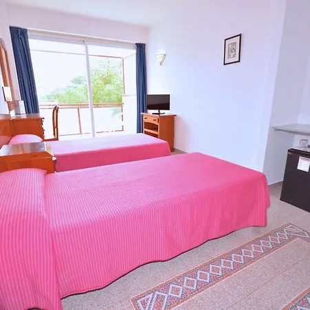 Molins Park Hotel 3*