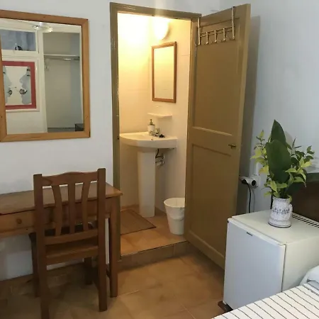 Affittacamere Casa De Huespedes La Pena