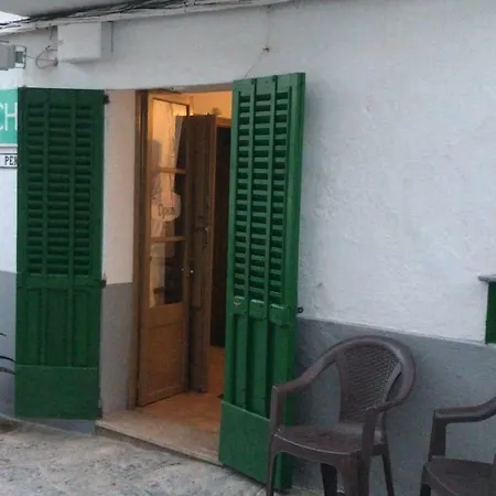 Casa De Huespedes La Pena 2*