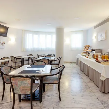 Hotel Molins Park