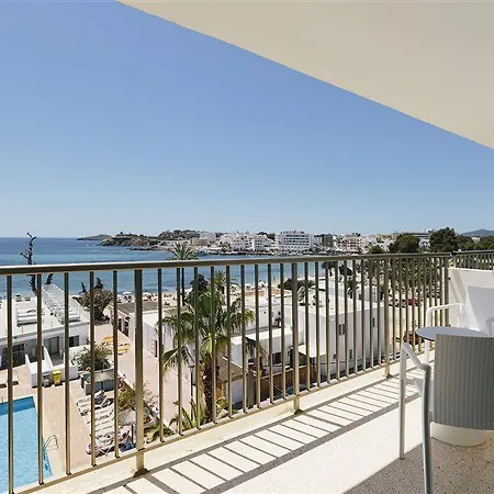 Leonardo Santa Eulalia Apartment *