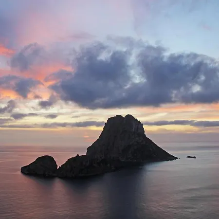 Bora Bossa Apartment Ibiza Town