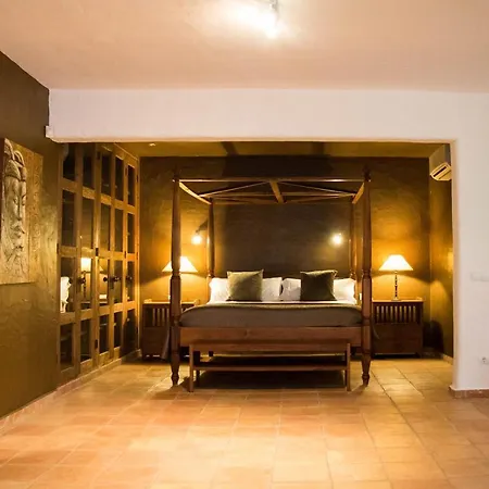 Can Blanc Villa *