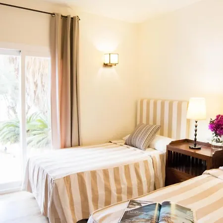 Can Blanc Villa *
