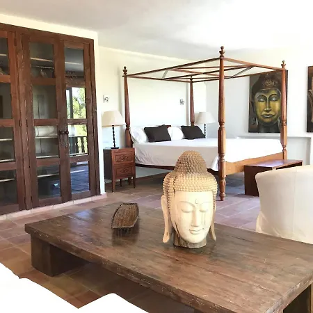 Can Blanc Villa