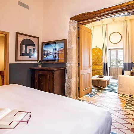 La Torre Del Canonigo - Small Luxury 4* Ibiza città