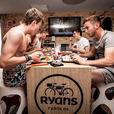 Aparthotel Ryans - Only Adults Ibiza città