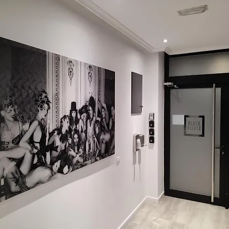 Urban Spaces Aparthotel 3*