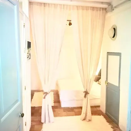 Wink Cozy Apartment