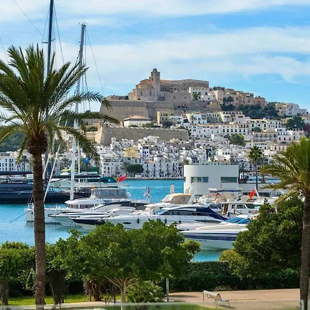 Charming Flat In The Exclusive Area Of