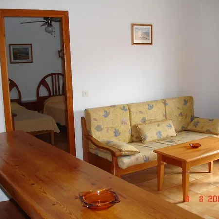 Aparthotel Vista Al Puerto San Antonio (Ibiza)