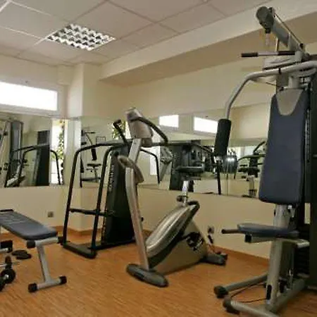 Hotell Royal Plaza 4*