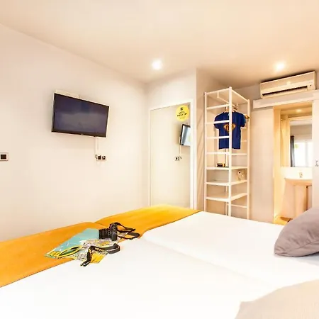 Ten Hostel Ostello Ibiza città