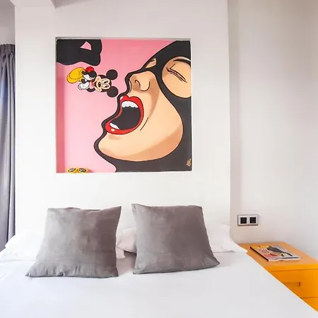 Ten Hostel Hostel