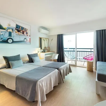 Aparthotel Cenit & Apts. Sol Y Viento Ibiza