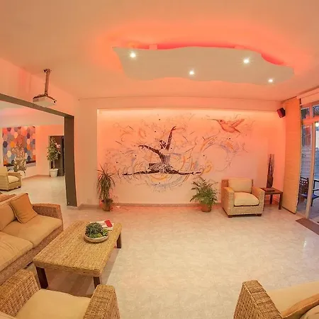 Play - Adults Only Hotel *