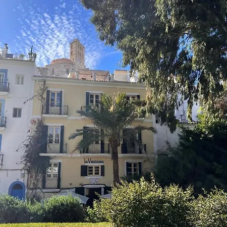 La Ventana بيت ضيافة 2*