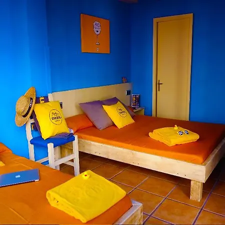Ten Hostel Ostello Ibiza città