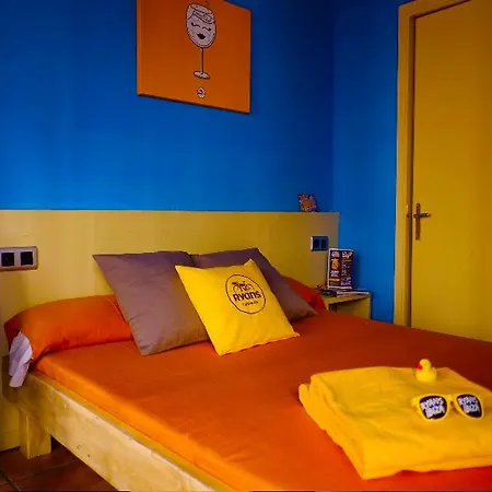 Ten Hostel * Ibiza città